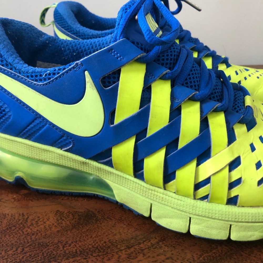 Nike Mens' 9 tennis shoes - Picture 14 of 14